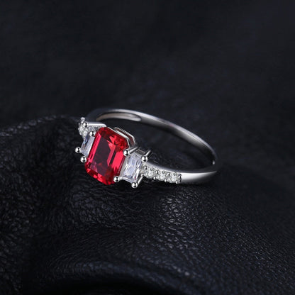 Bague avec Rubis