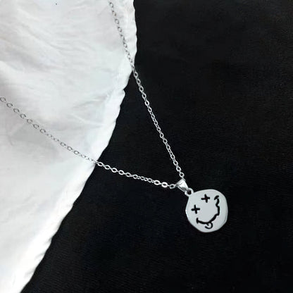 Collier Smiley